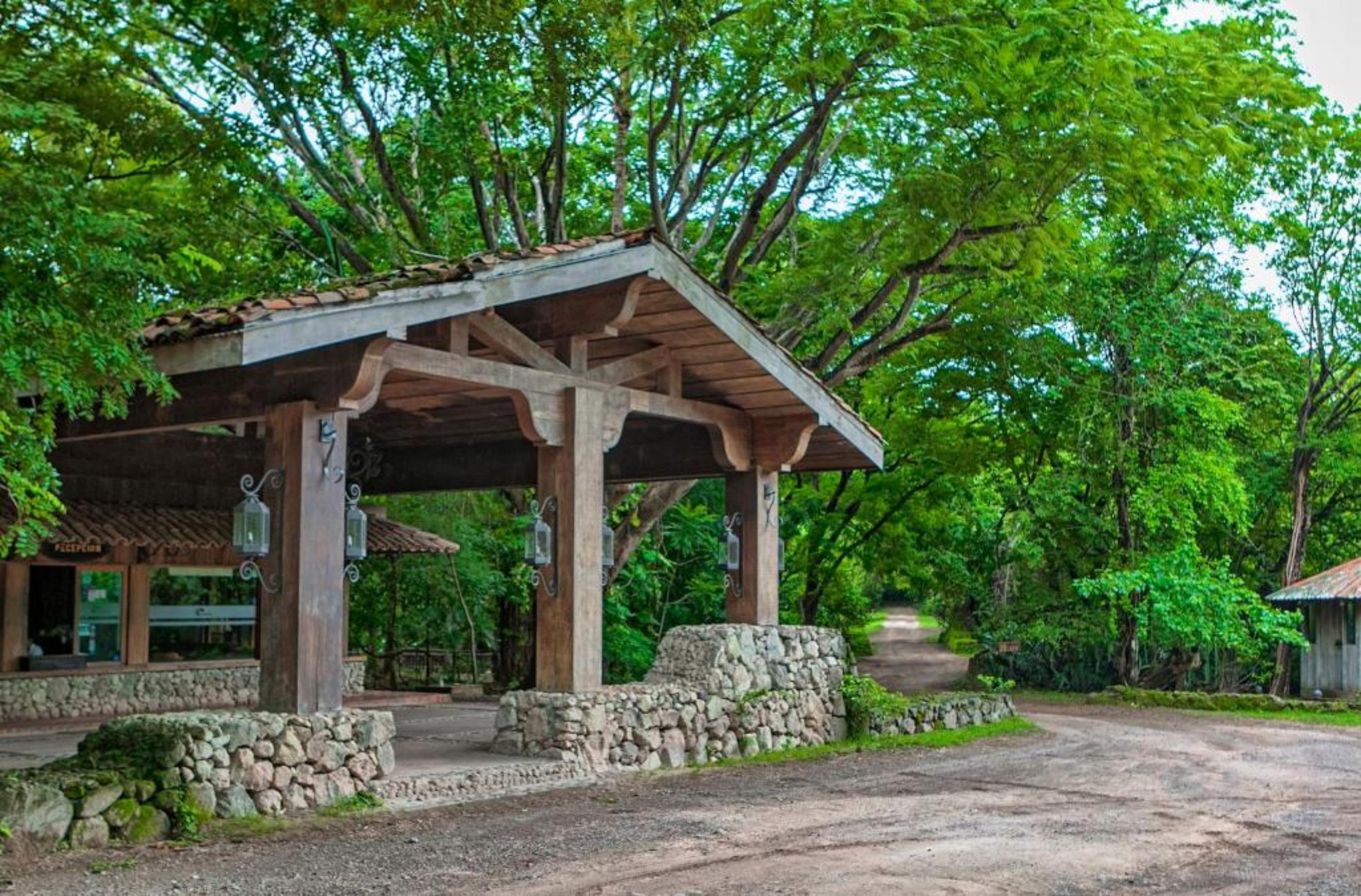Hacienda La Pacifica Eco-Lodge Cañas Екстериор снимка